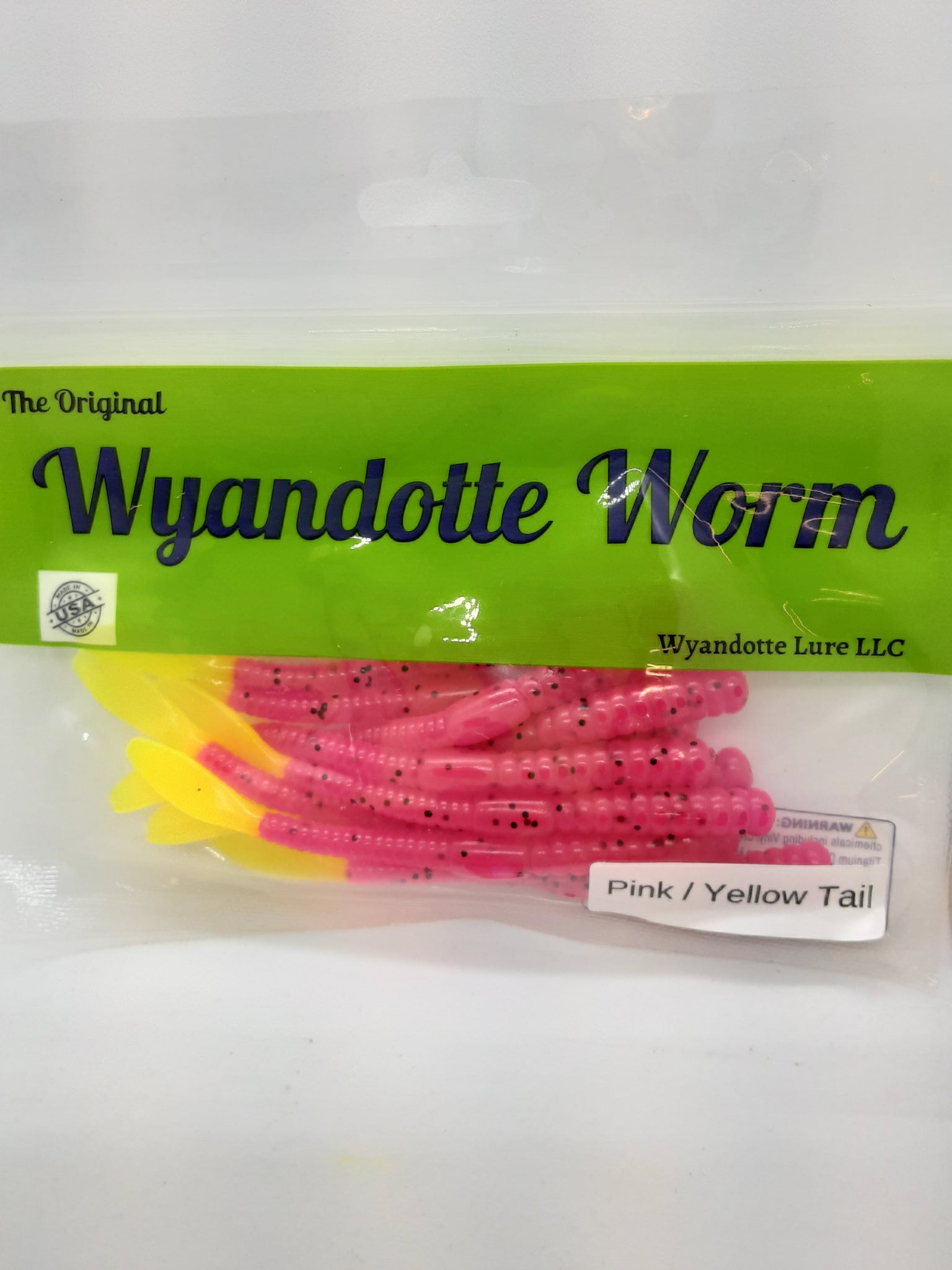 4 Wyandotte Worms with Colored Tail, TWO Packs of Same Color, Made in USA  #WDW