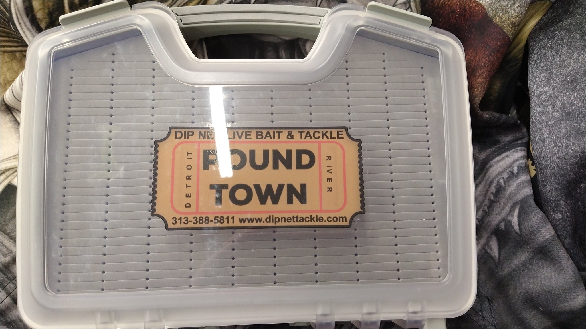 Large Pound Town Jig Box – Dip Net Bait & Tackle